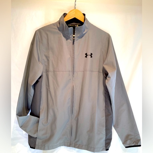 Under Armour waterproof lightweight jacket. - Picture 1 of 4